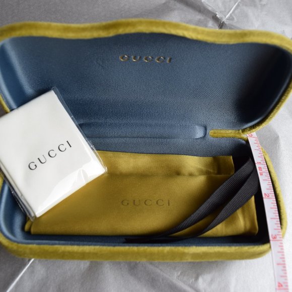 Gucci Sunglasses Case,Medium Yellow Velvet Hard Clamshell,Yellow Satin Bag,Cloth - Picture 6 of 13